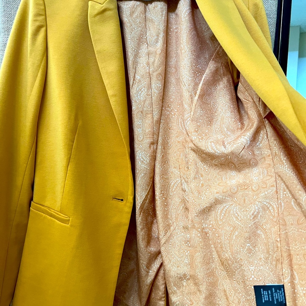 Woman’s blazer